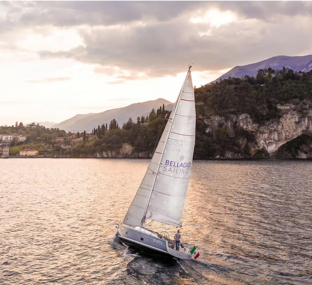 Private sboat tour on Lake Como