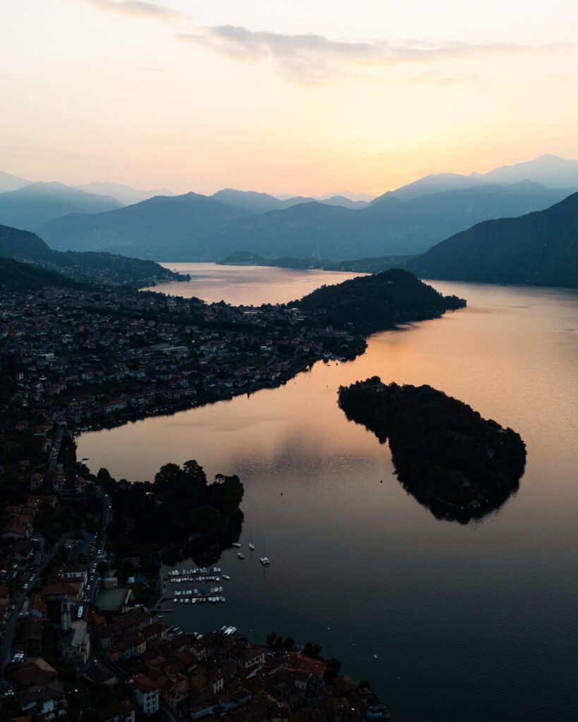 Sun Set Lake Como view